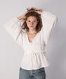 Blusa babados